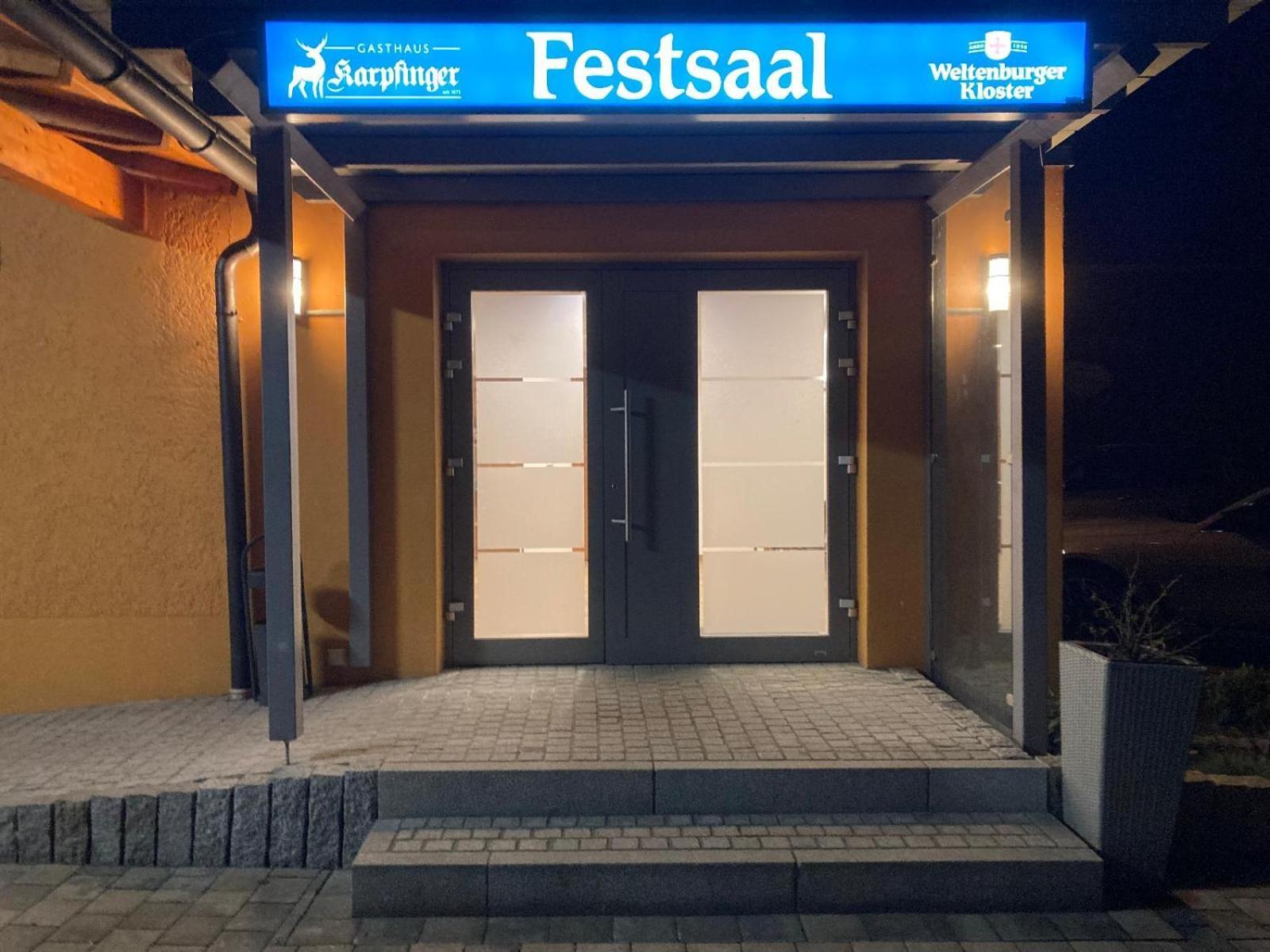 Gasthaus Karpfinger Aiterhofen Bagian luar foto